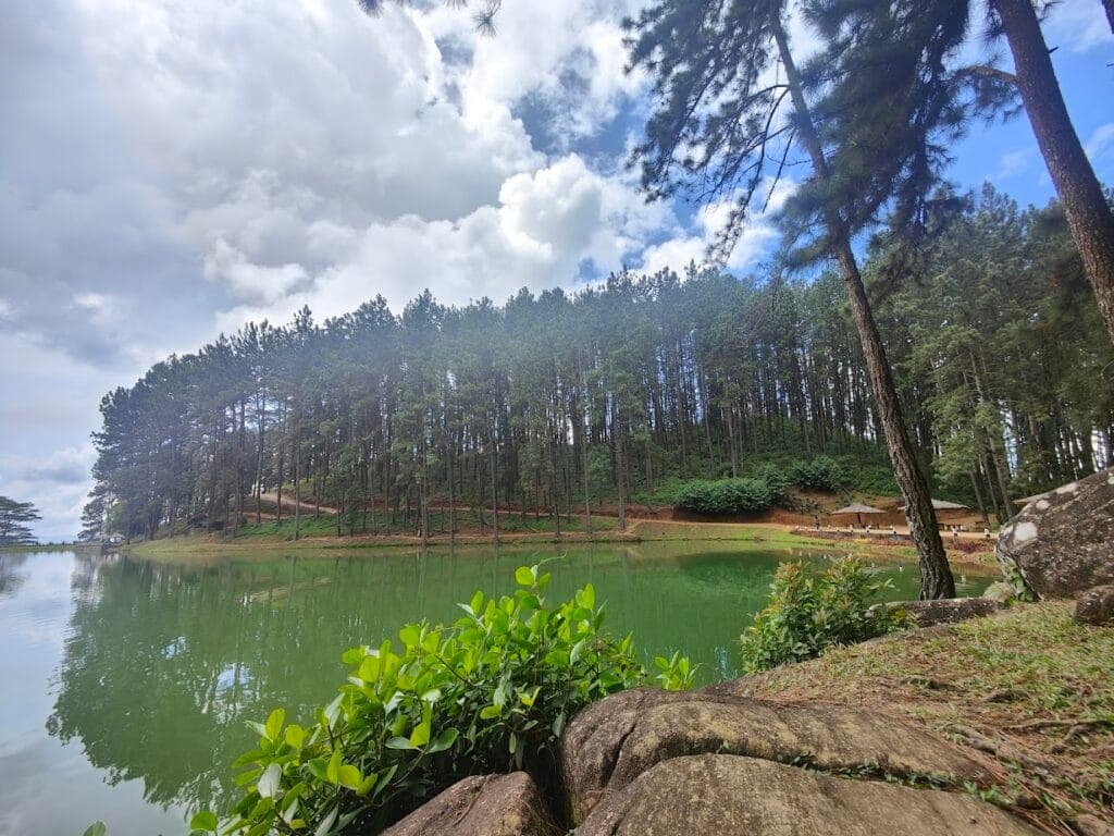 Discovering Sembuwatte Lake in Matale, Sri Lanka